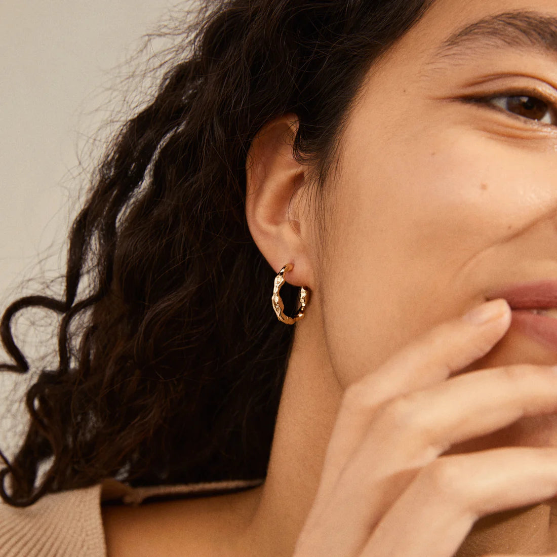 ZION organic shaped medium hoops