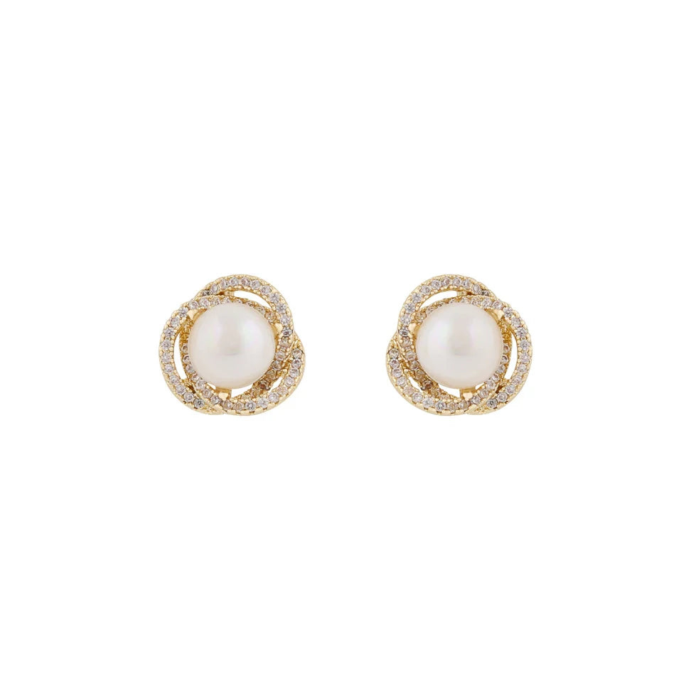 Mayfair Pearl Earring