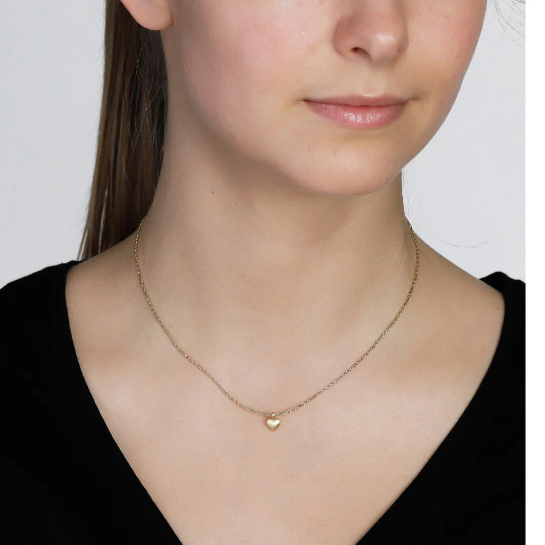 SOPHIA tiny heart pendant necklace