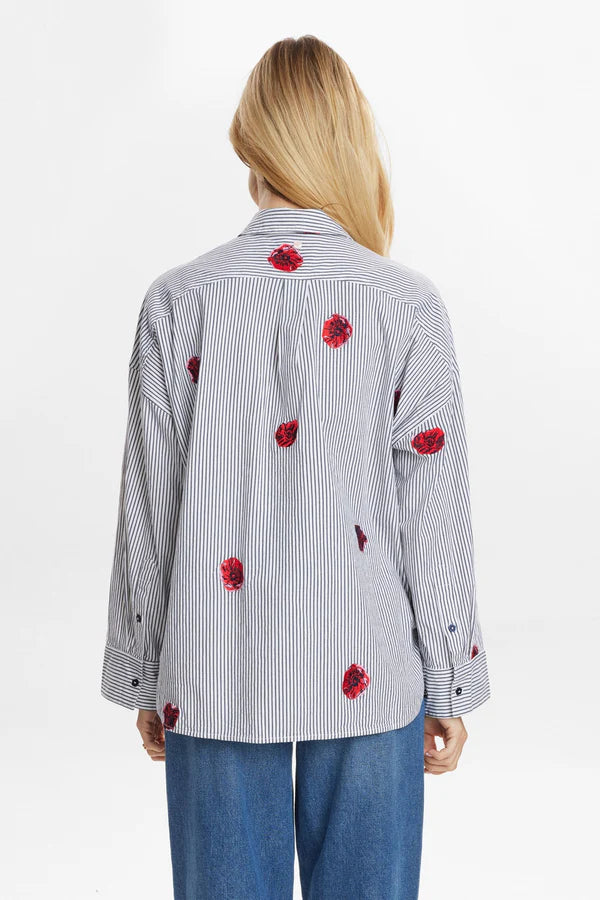 Tille Shirt